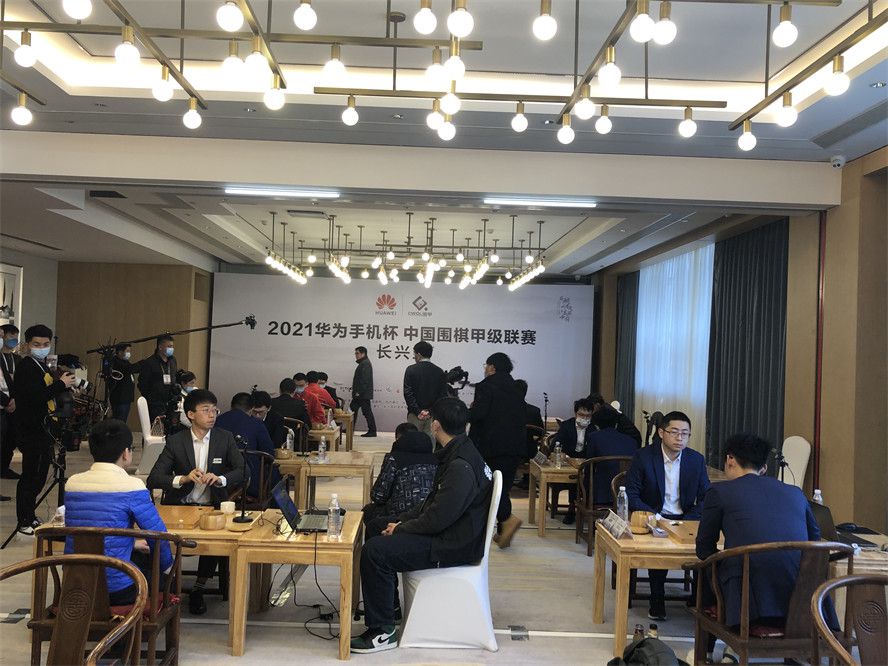 为那支球队效力的话？我会打破他的记录。